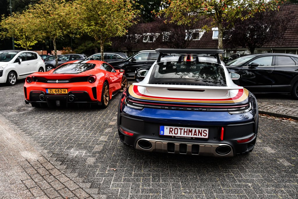 Porsche 992 Dakar avistado en los Países Bajos