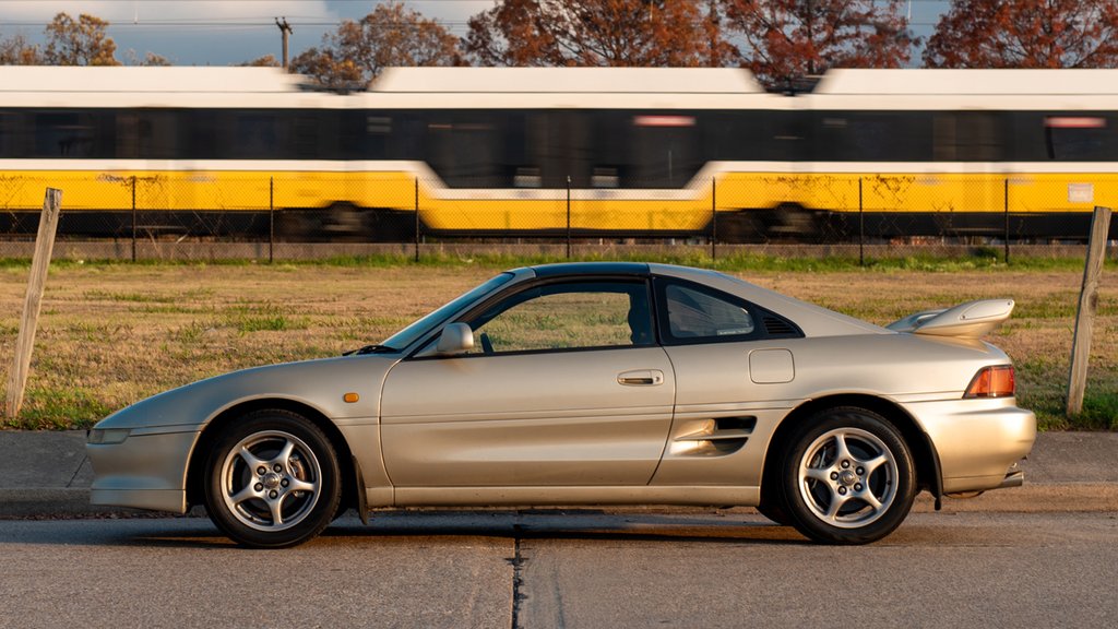 Toyota MR2 SW20: A Divindade na Estrada