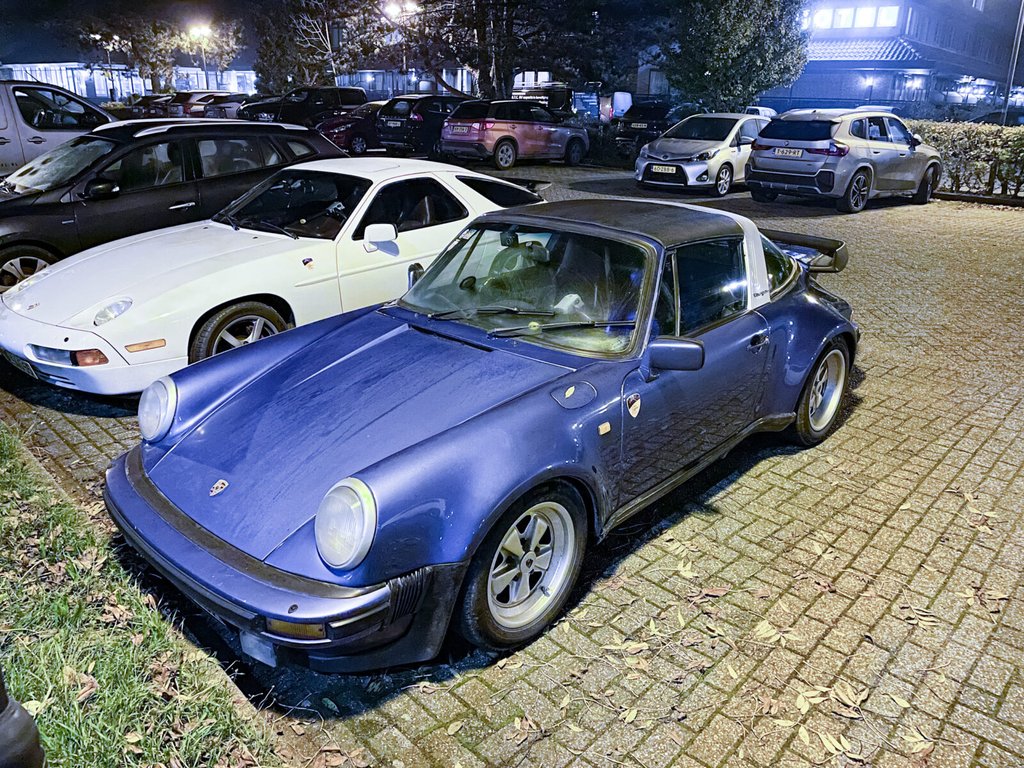 Descubre el asombroso Porsche 930 Turbo Targa