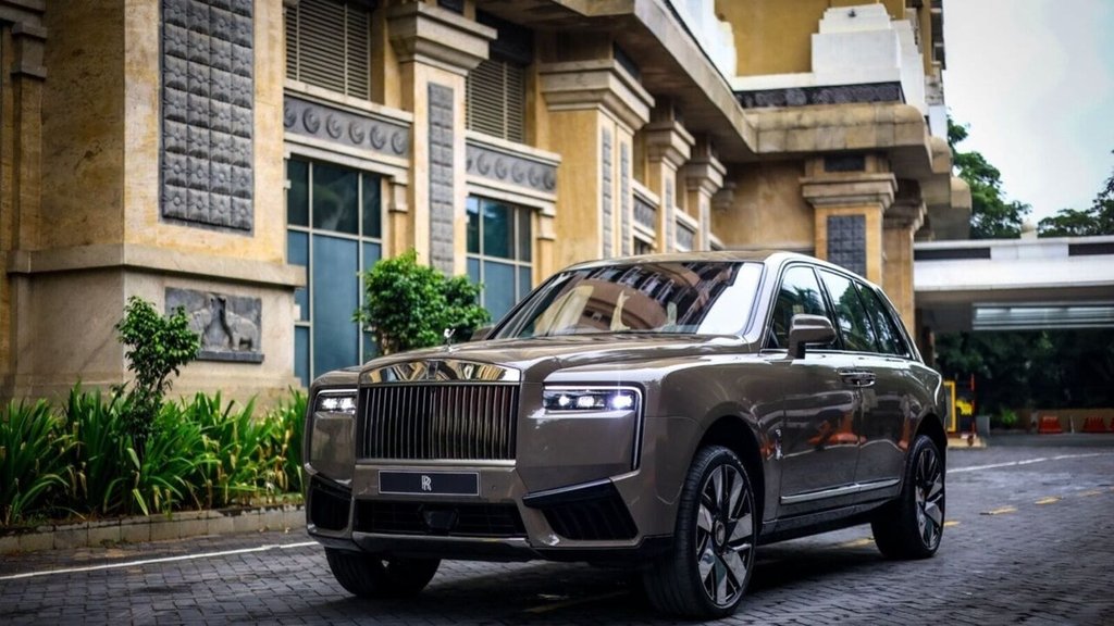 Lanzamento do Rolls-Royce Cullinan Series II en India