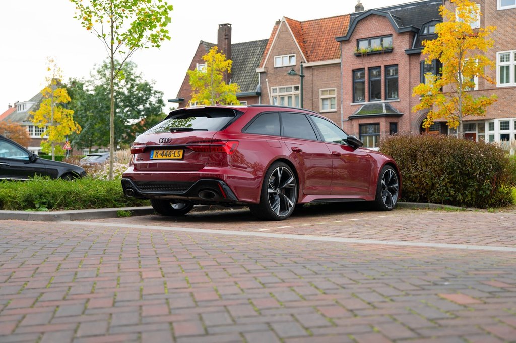 Impresionante Audi RS6 C8 en Breda