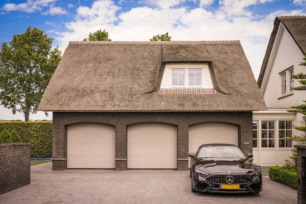 Casa de somni amb Mercedes-AMG SL