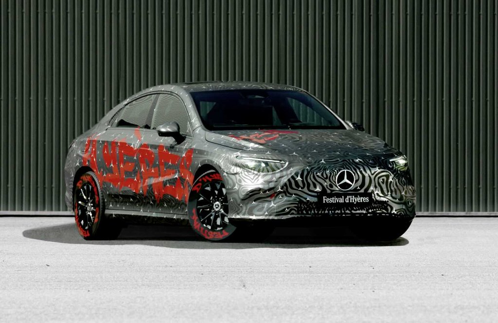 Nova Mercedes CLA presenta camuflatge intrigant