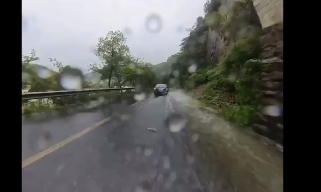 Burato na estrada: maior do que se pensaba